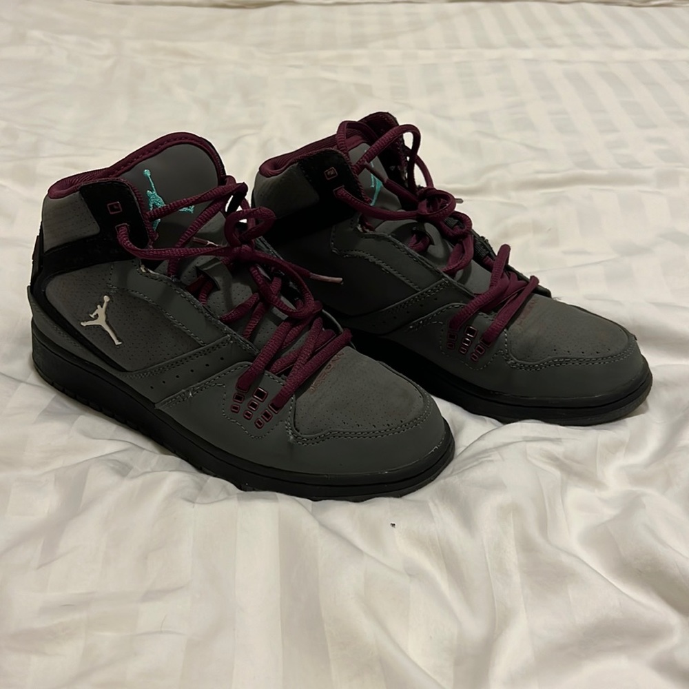 Nike Jordan 1 Flight - Basketball Shoe